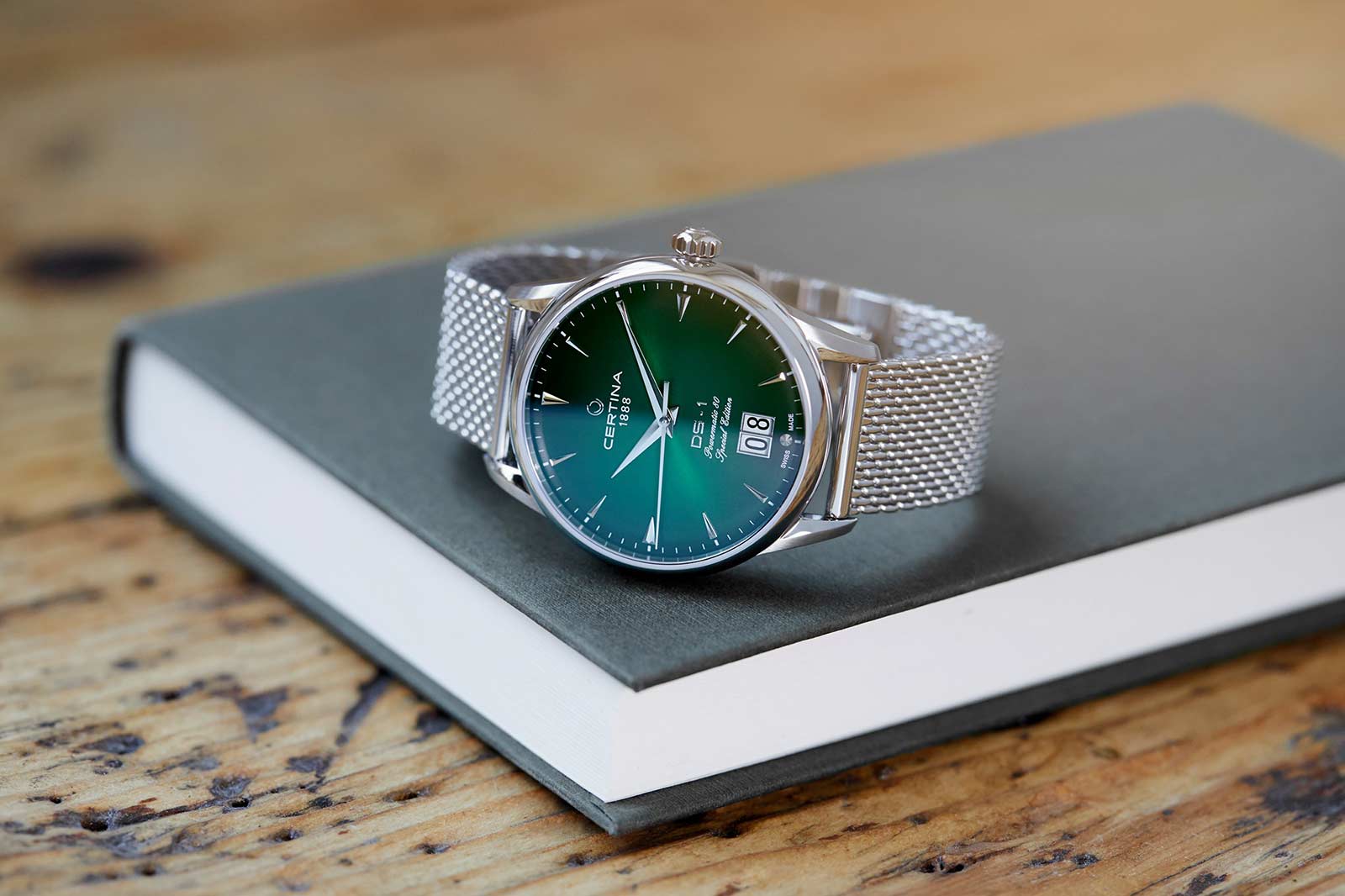 雪鐵納 DS1 Big Date 60 周年紀念腕表-復刻表