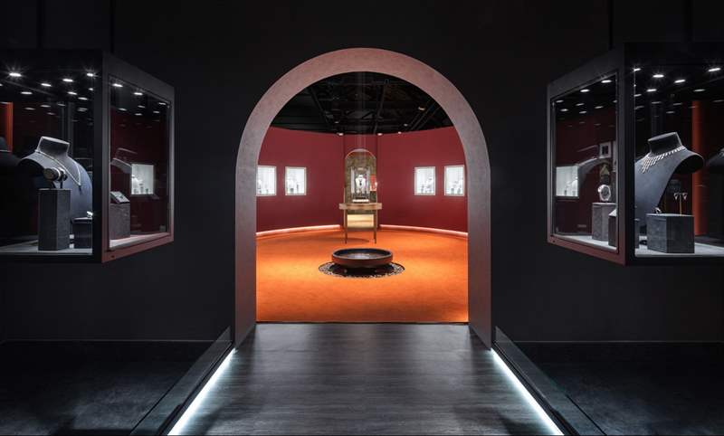 感受超越感官的工藝魅力｜2021卡地亞年度頂級(jí)珠寶暨腕表展-復(fù)刻表