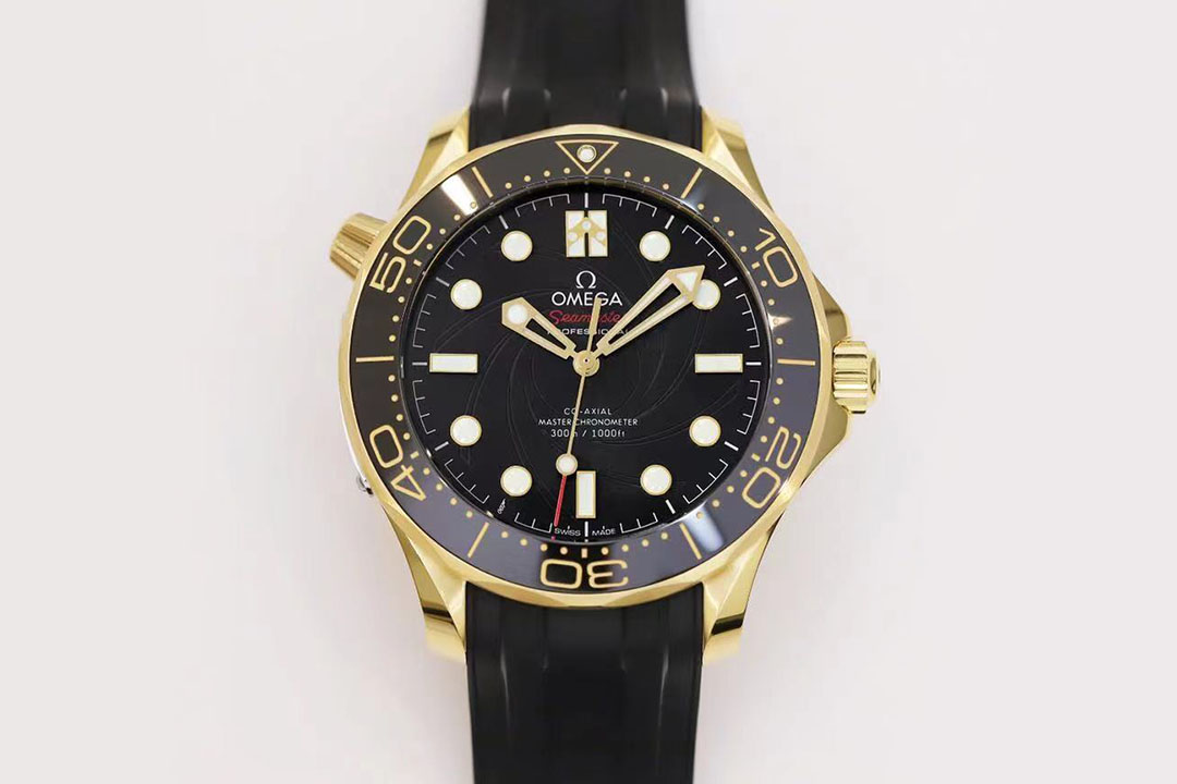 OR廠歐米茄海馬300米「黃金女王密使」與正品對比評測-復刻表