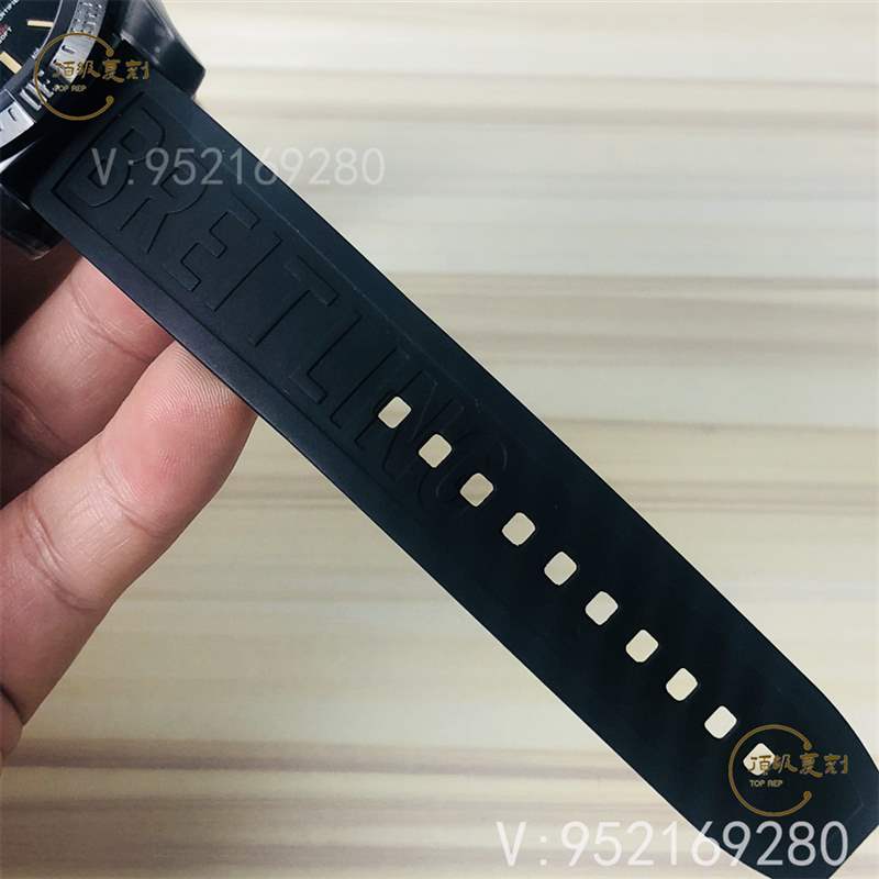 GF廠百年靈v4版黑鳥偵察機復(fù)刻表做工怎么樣,是最高版本嗎-復(fù)刻表