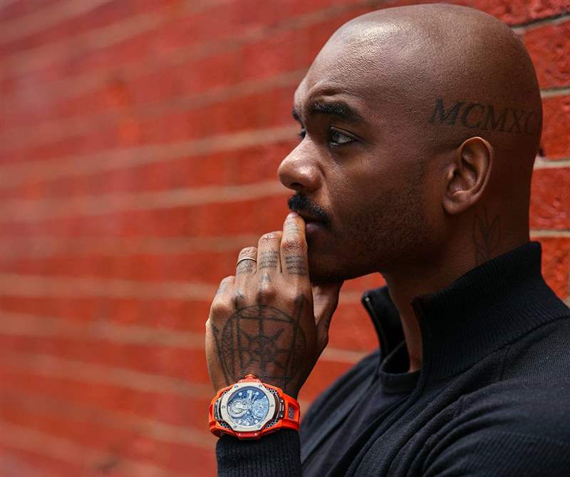 宇舶大爆炸陀飛輪 塞繆爾·羅斯-愛(ài)彼皇家橡樹(shù)自動(dòng)上鏈限量版卡羅萊納·布奇-復(fù)刻表