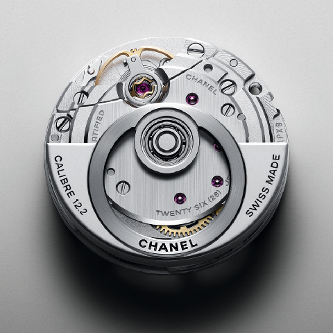 CHANEL首枚自制機芯陀飛輪現身！J12年度新款點點名-復刻表