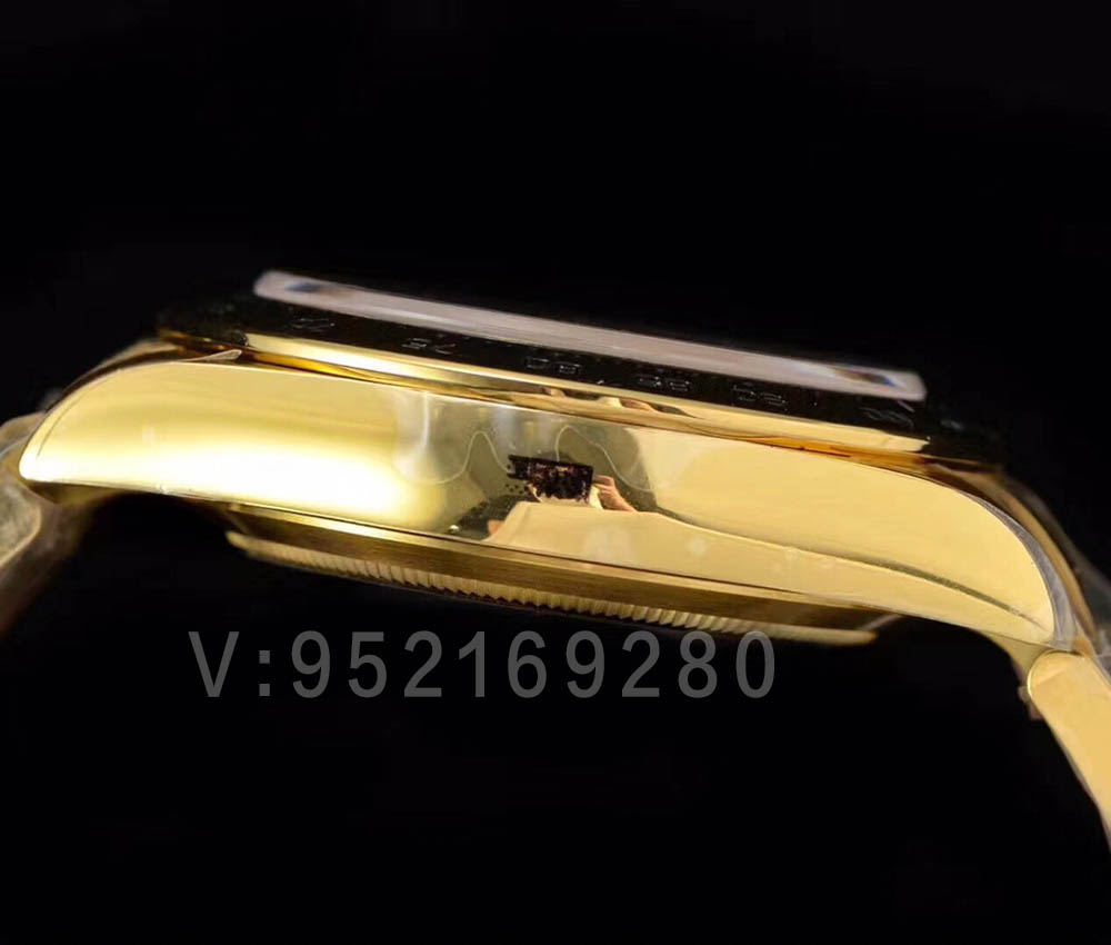 N廠綠金迪「4130機芯」對比AR廠綠金迪更完美-復(fù)刻表