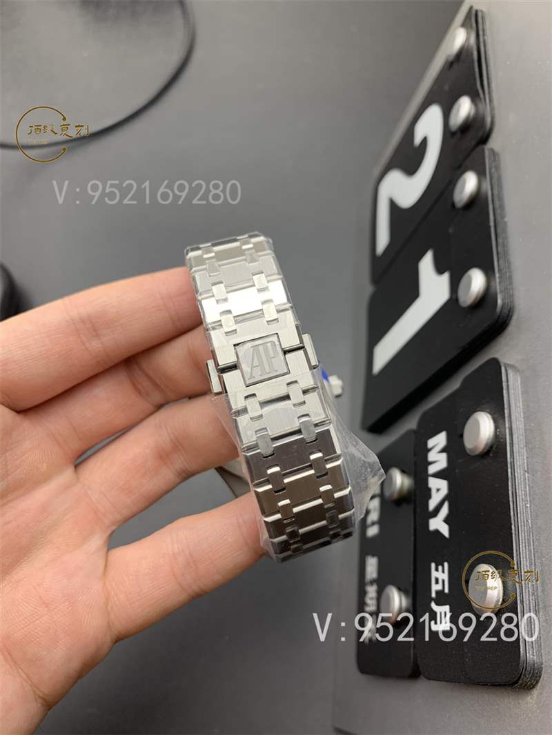 ZF廠AP愛彼15500皇家橡樹白色表盤復(fù)刻表做工怎么樣-復(fù)刻表