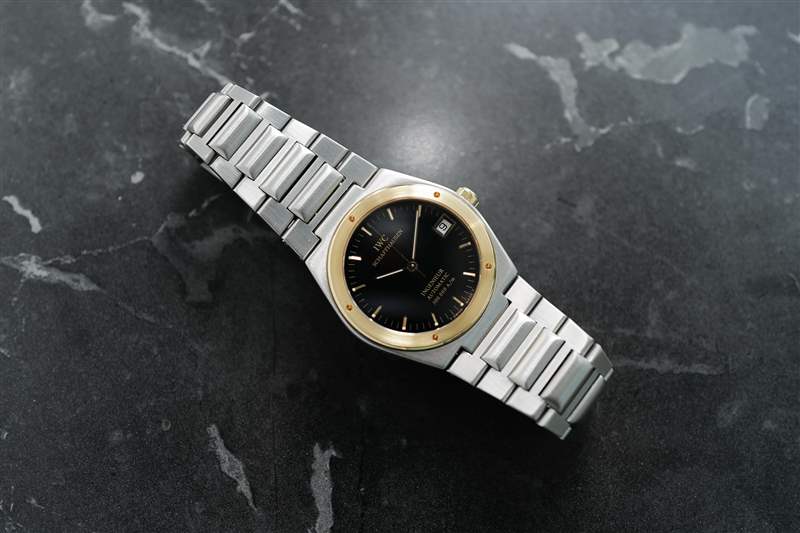 推出全新萬(wàn)國(guó)工程師自動(dòng)腕表40-復(fù)刻表