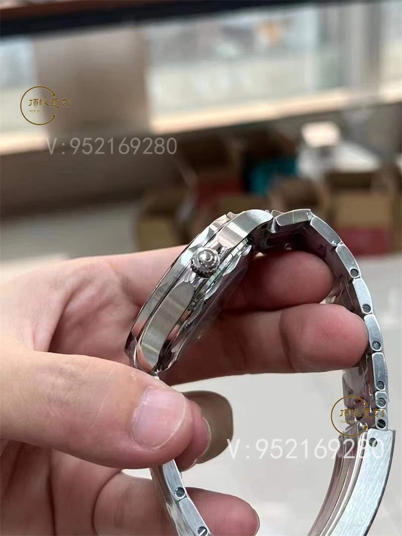 VS廠(SBF廠)黑海馬300機芯還會一眼假嗎,VS廠8800機芯還原正品避震器-復刻表