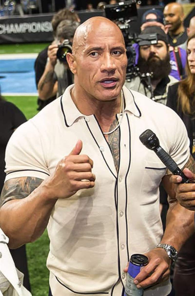 AP皇家橡樹、PP金鷹之外,最近超多名人也愛(ài)這款-復(fù)刻表