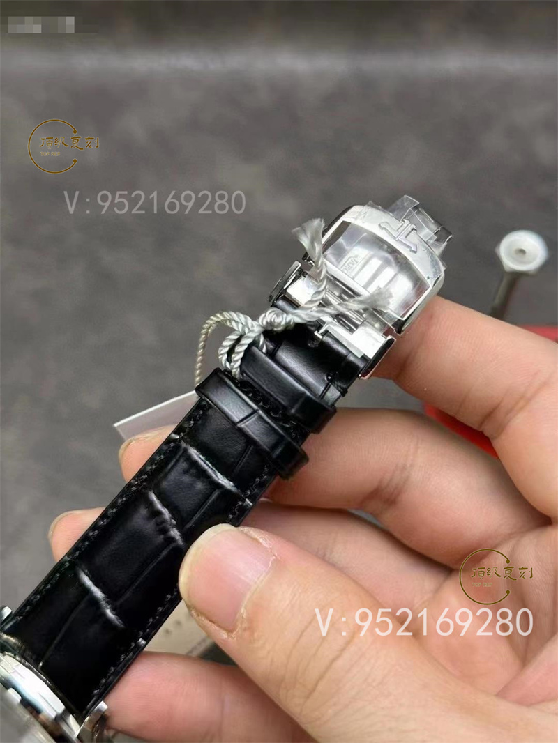 怎么快速分辨APS廠積家月相一體機腕表的真假-復(fù)刻表